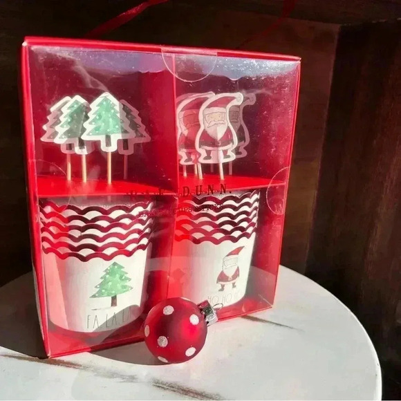 24 pc SET - Rae Dunn Cute Baking Cup SET - 12 baking Cups & 12 Holiday Picks - Picture 5 of 5